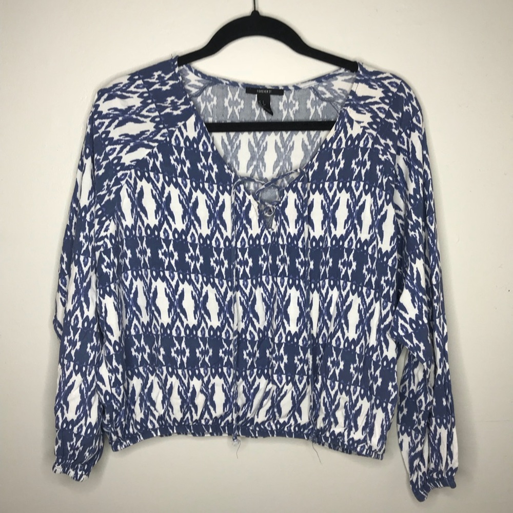 Flowy, singed bottom top